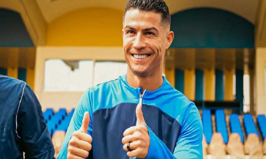 النصر يحتفل بعيد ميلاد رونالدو
