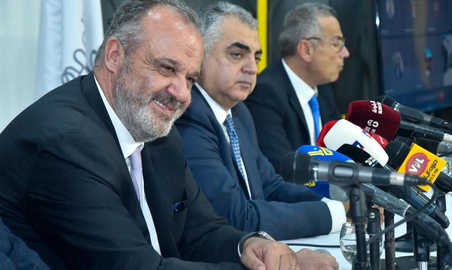 بوشكيان يعلن عن معرض 
