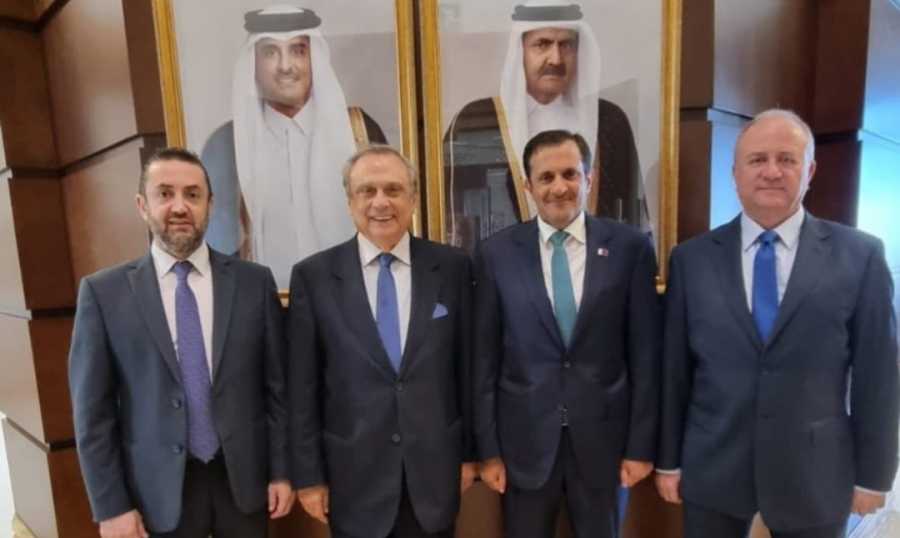 حبيب يطرق باب 