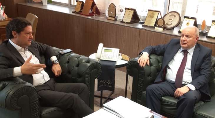الأسمر بعد لقائه المكاري: ضرورة  حصول موظفي التلفزيون على حقوقهم