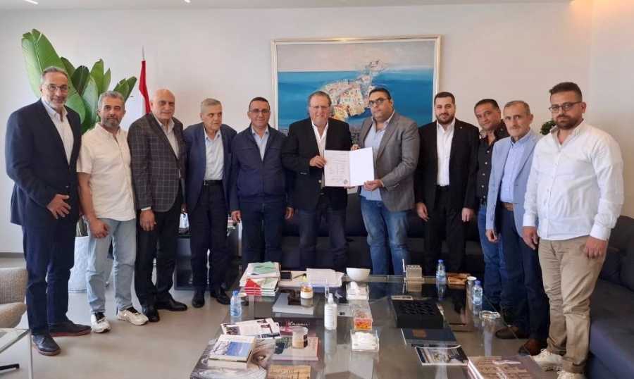 شقير يلتقي الهيئة الجديدة لاتحاد نقابات عمال بيروت.. ويحذّر
