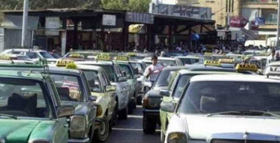السائقون العموميون يحتجون على التعرفة الجديدة وطليس يصدر بيانا