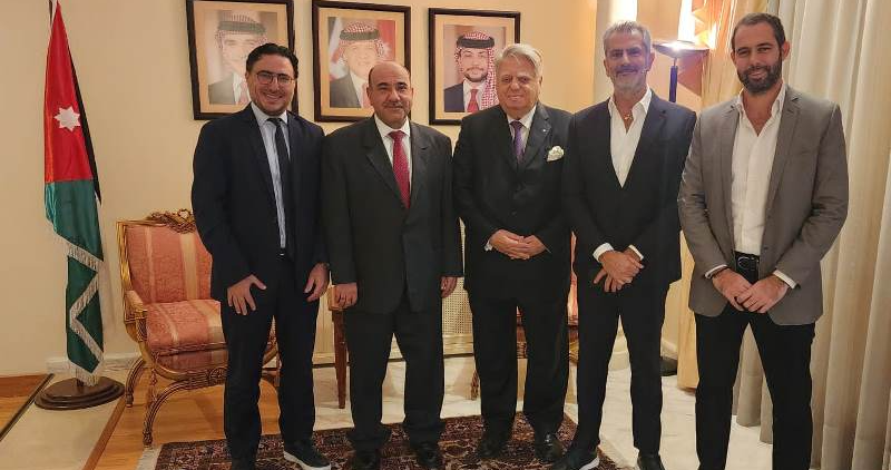 اجتماع عمل يجمع الاتحاد الدولي MIDEL مع السفير الأردني