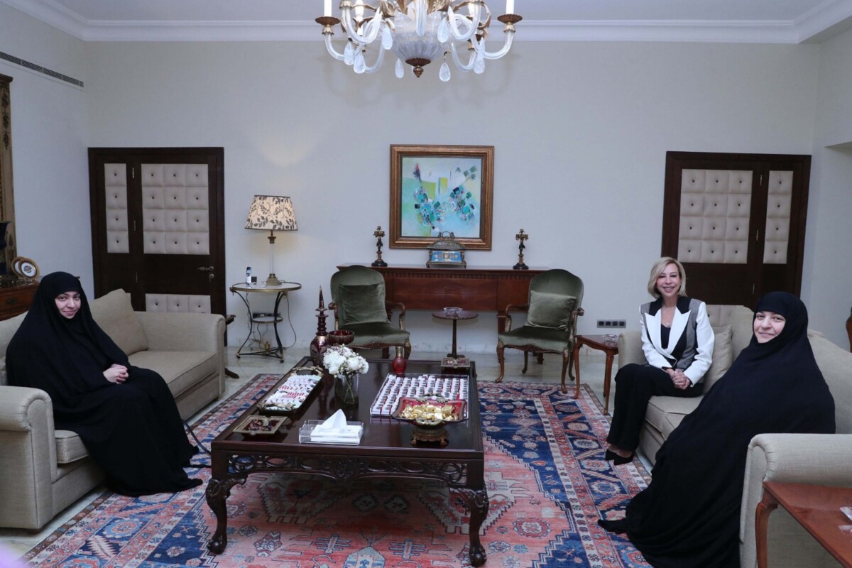 اللبنانية الأولى التقت عقيلة اماني ووفد مركز سرطان الأطفال