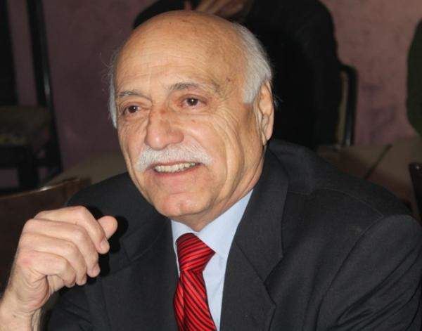 طلال حيدر مكرماً على مسرح كركلا برعاية وزير الاعلام