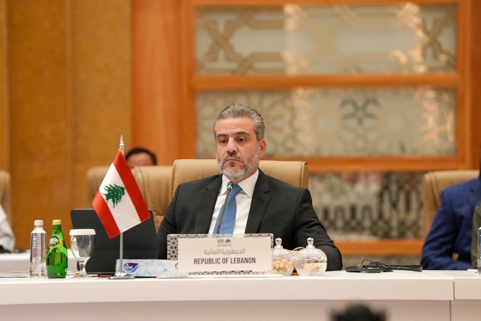 مكيّة: لتخصيص قروض ميسرة للبلدان المتضرّرة من الحروب