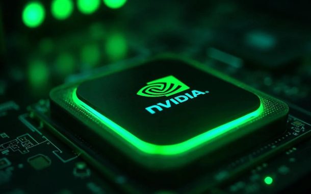 أزمة إمدادات رقائق الذاكرة تمتد عبر الأسواق وتنذر بالأسوأ