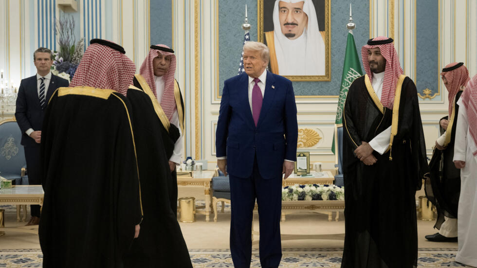 حصيلة زيارة ترمب إلى الخليج.. هذه قائمة أبرز الصفقات المليارية