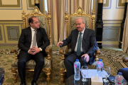 جابر يعرض أسس التعاون المشترك مع نظيره المصري أحمد كجوك