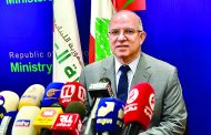 حيدر يكشف في مؤتمر صحافي عن نتائج زيارته إلى العراق..  وإجراءات الوزارة والعمالة الأجنبية