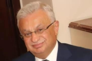 سوبرة يطالب السلطة بإجراءات سريعة لإشراك المغتربين في إعادة النهوض
