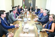 جابر يرأس اجتماع عمل مع المدير الإقليمي لصندوق النقد.. واستكمال البحث في الخريف