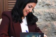 توقيع كتاب 