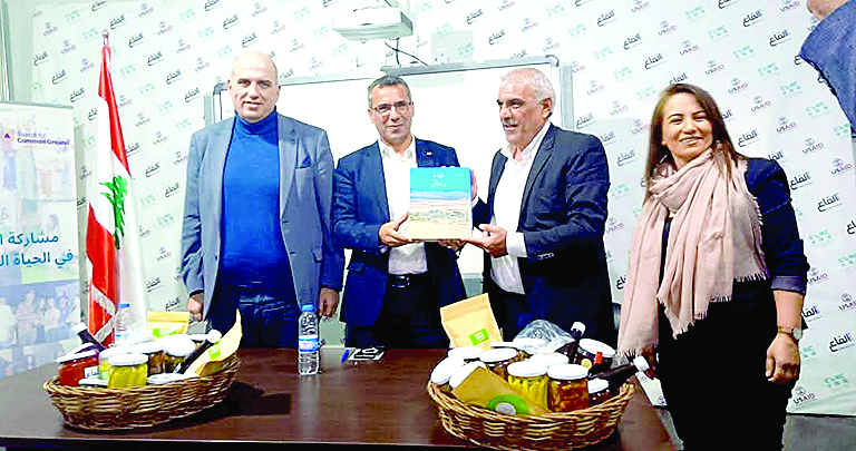 جولة ميدانية لوزير الزراعة في البقاع الشمالي وتأكيد حماية المزارع وتعزيز التنمية الريفية