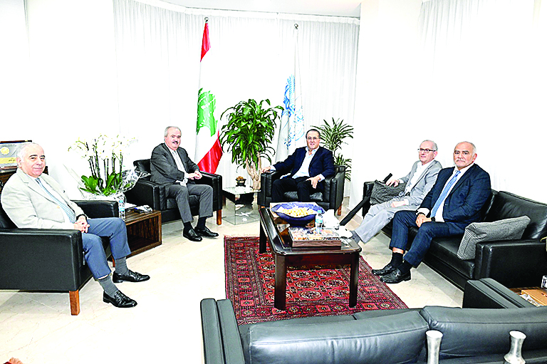 جابر يتسلم من الهيئات مسودّة اقتراح قانون ضريبيّة ويبحث شؤوناً مالية