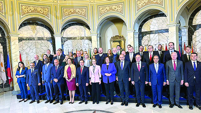 إجتماع برشلونة يختار صيدا عاصمة للثقافة والحوار لعام 2027