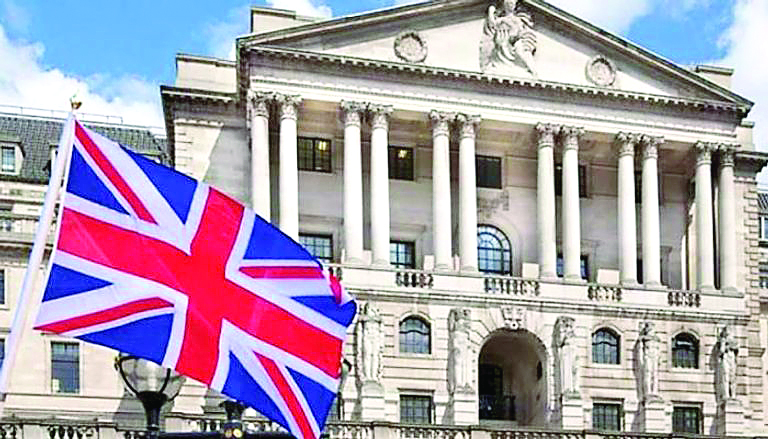 بنك إنكلترا يخفض متطلبات رأس المال لأول مرة منذ عقد لتعزيز الإقراض