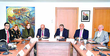 مذكرة تفاهم بين غرفة بيروت والجامعة اللبنانية - الأميركية