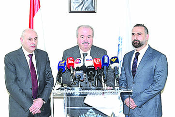 جابر يرأس اجتماعاً لمديرية الواردات بهدف تفعيل الإيرادات والتشدّد في ضبط الضرائب