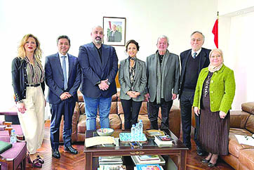 وفد من نقابة الفنادق بحث مع وزيرة السياحة حماية القطاع من العام