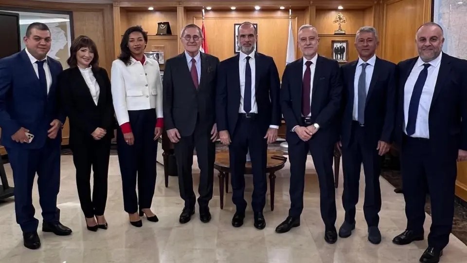 رسامني بحث ووفد فرنسي التعاون في مشروع IMEC