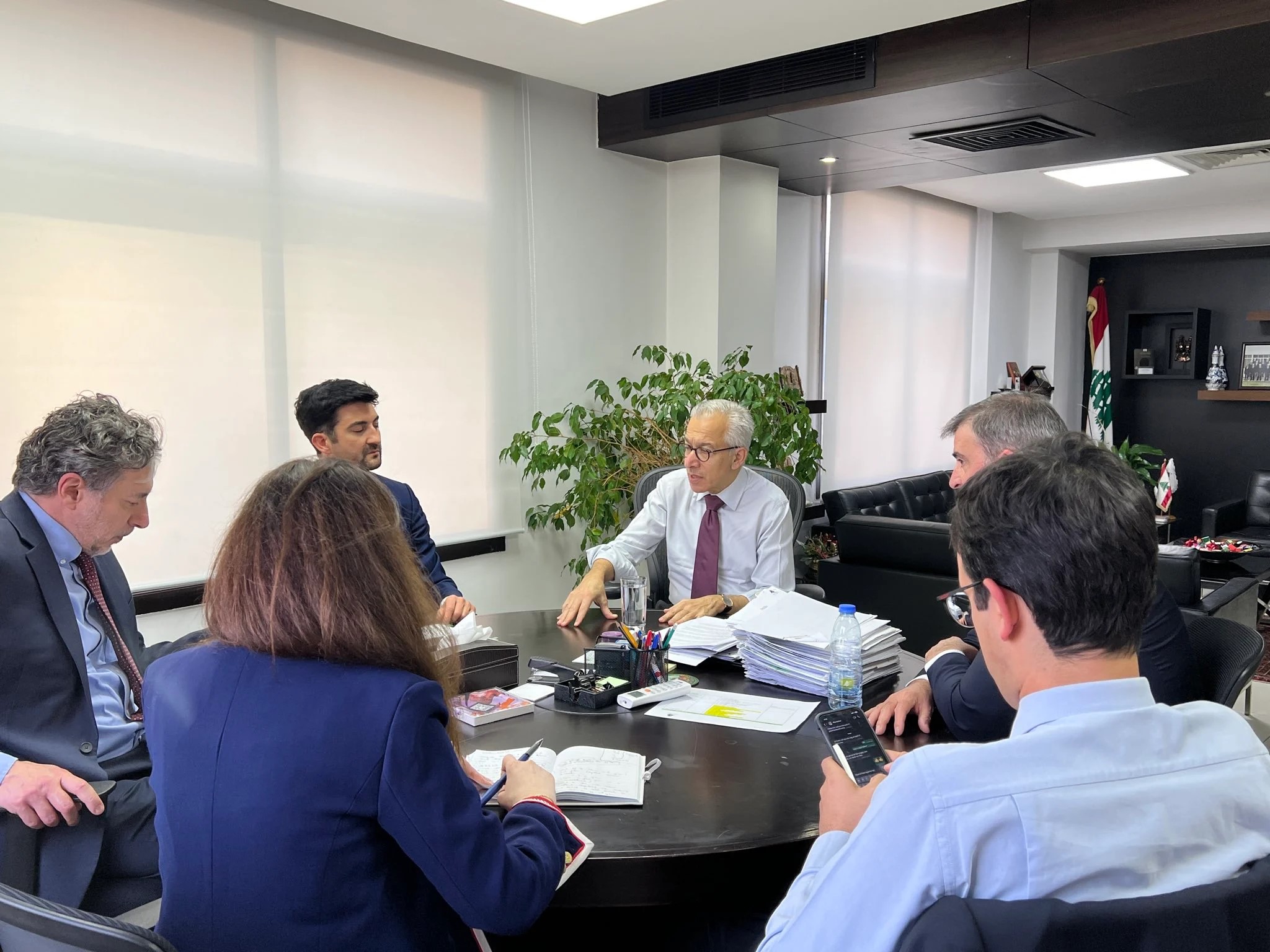 أوضاع المصارف بين البساط ووفد من صندوق النقد الدولي