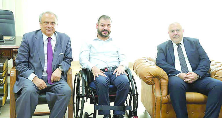 إجتماع في محافظة بيروت لبحث قروض ذوي الإعاقة