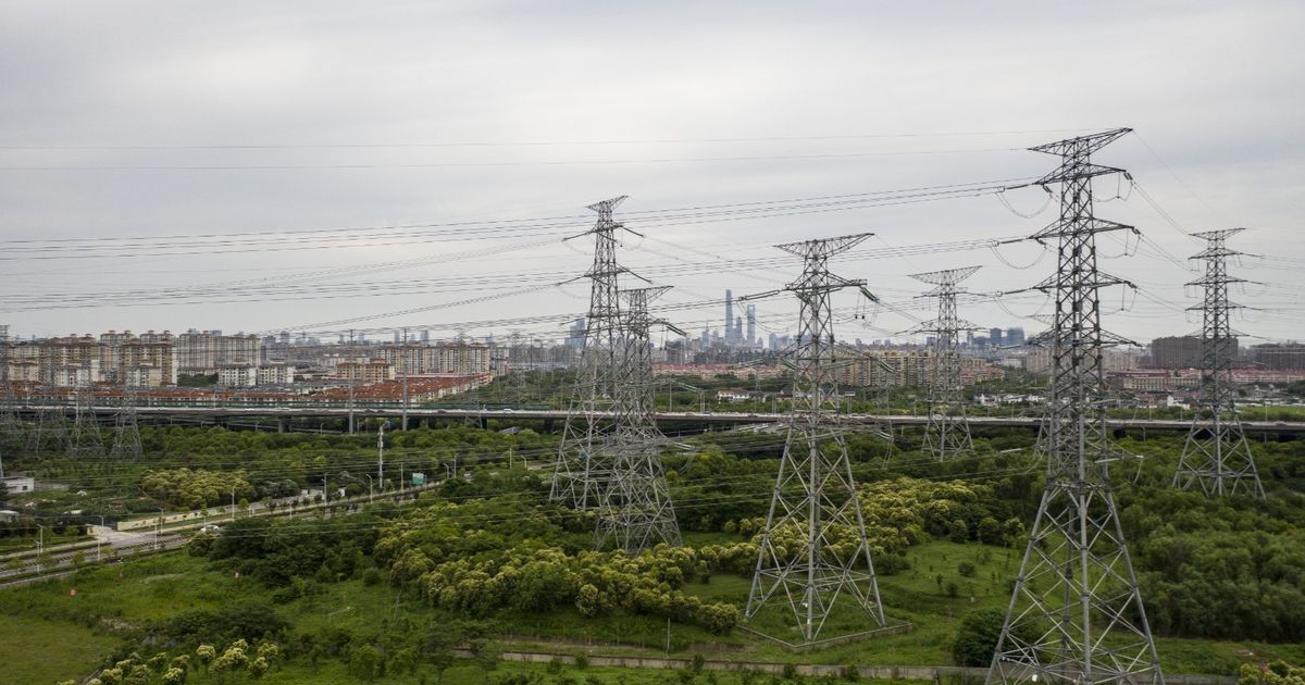 شبكة الكهرباء الفائقة تمنح الصين درعاً ضد صدمات الطاقة بفعل الحرب