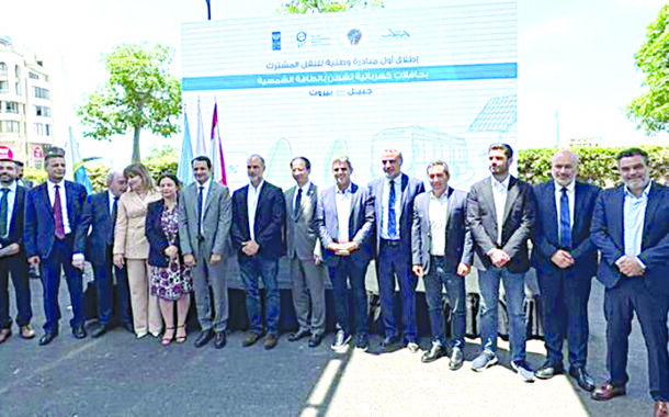 اطلاق خدمة الباصات الكهربائية للنقل المشترك بين جبيل وبيروت