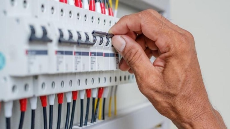 تسعيـرة المولـدات الخاصـة في شهـر نيسان 2026 حسب وزارة الطاقة والمياه