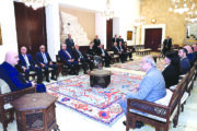 حبيب يسلّم رئيس الجمهورية اليوبيل الذهبي لمصرف الإسكان