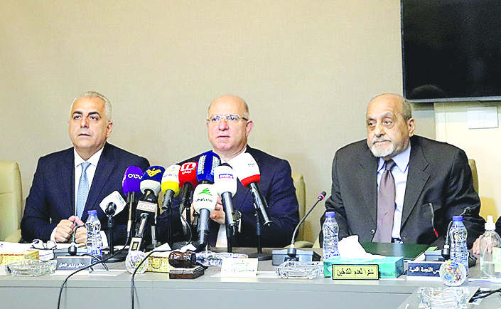 حيدر يطلق جدول الأعمال الطبية الجديد.. وتوسيع التغطية الصحية في الضمان الإجتماعي