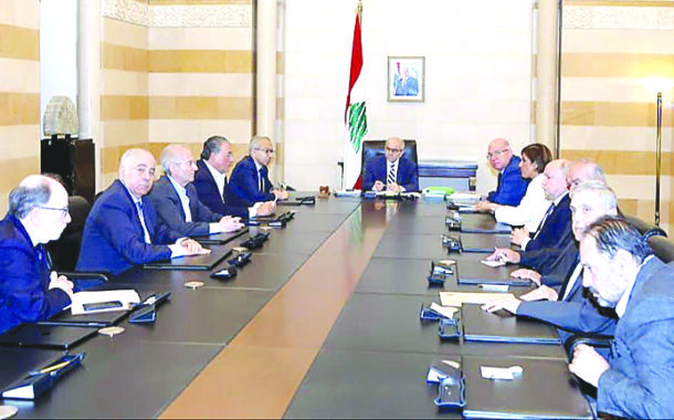 إجتماع وزاري في السراي بمشاركة الهيئات الاقتصادية والبستاني يعلن وقف تطبيق القانون