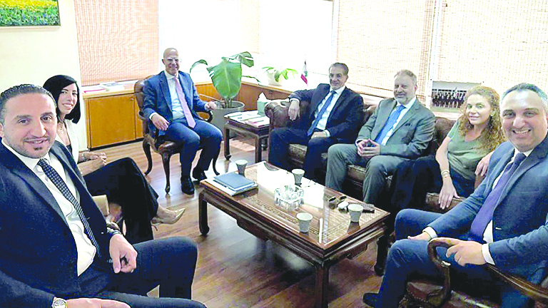 مجلس إدارة 
