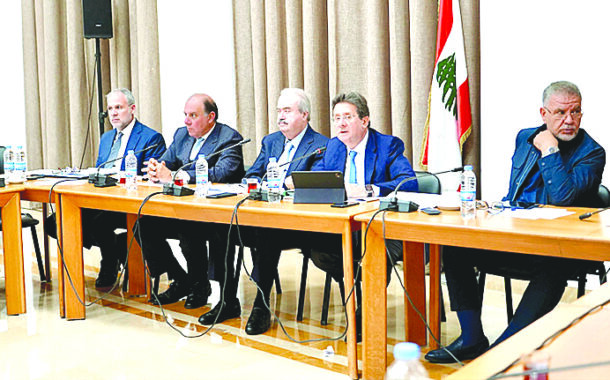 لجنة المال تقر مواد أساسية من 