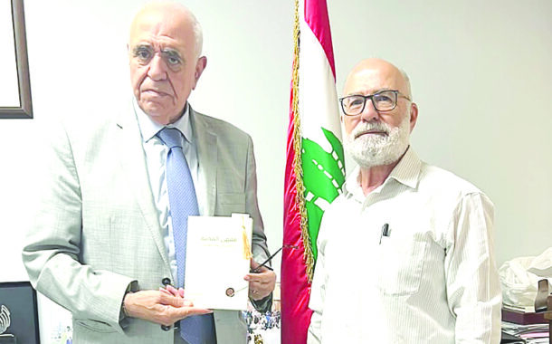 سيمون سمعان قدّم للقصيفي كتابه الجديد «مقهى المدينة»
